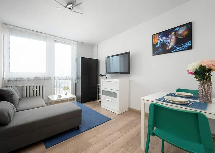 Διαμέρισμα Functional With A View Of The In A Quiet Area Of By Renters *