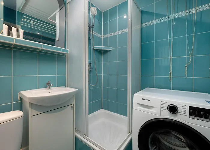 Apartament Functional With A View Of The In A Quiet Area Of By Renters